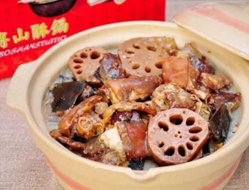 Where is the specialty of crispy pot (a traditional food in Boshan District, Zibo, Shandong)