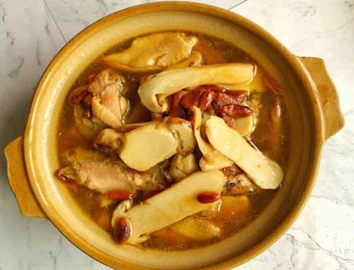 A complete recipe of stewed chicken (how to make chicken soup delicious and nutritious)